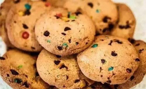 吃饼干分享吃瓜视频,趣味吃瓜视频走红网络